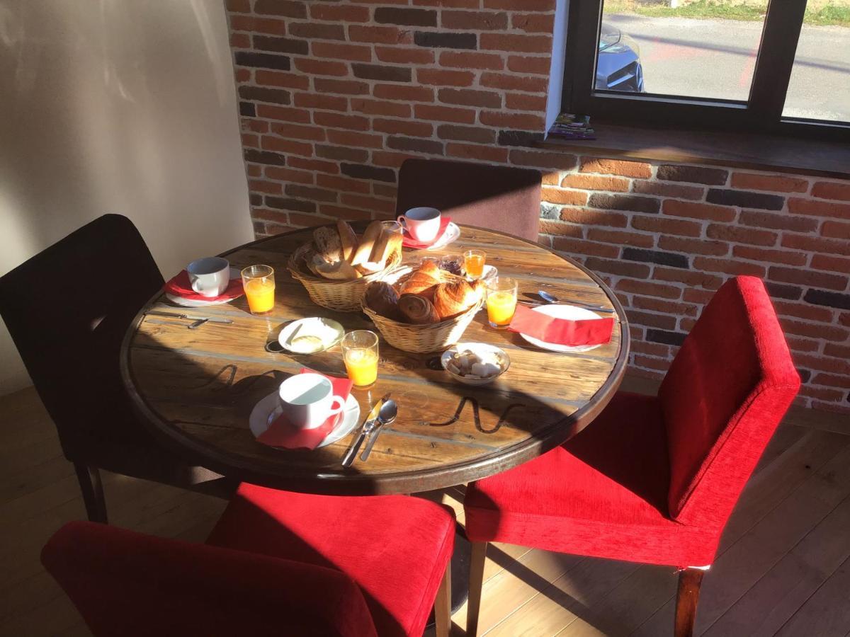 Hotel L'Aubergiste Corcelles-les-Arts Esterno foto